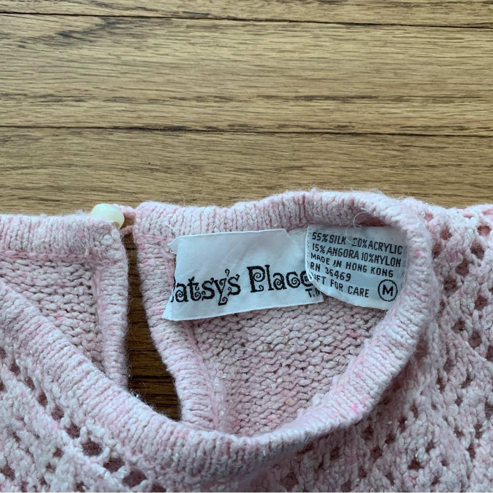 Vtg 80s Baby pink lace knit/open knit sweater (Silk angora blend) in XS. - Picture 8 of 11